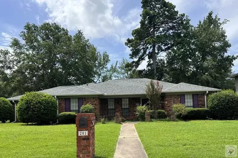 201 Larkspur Ln Wake Village Tx 75501, Wake Village, TX 75501