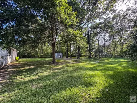 Exterior - 801 E 12th St Hooks Tx 75561, Hooks, TX 75561 photo 2 of 2