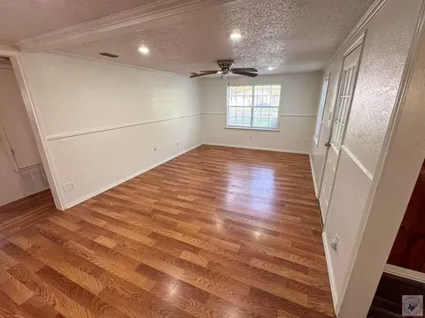Living - 801 E 12th St Hooks Tx 75561, Hooks, TX 75561 photo 2 of 3