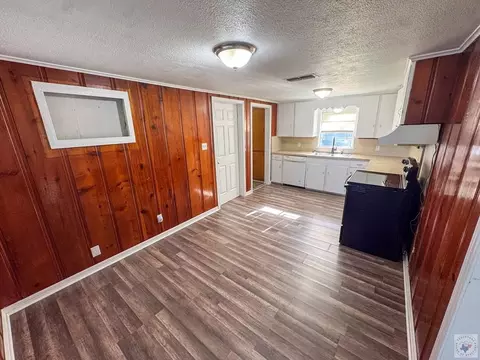 Other - 801 E 12th St Hooks Tx 75561, Hooks, TX 75561 photo 2 of 4