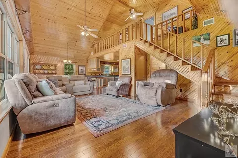 Living - 192 Riverview Dr Horatio Ar 71842, Horatio, AR 71842 photo 2 of 2