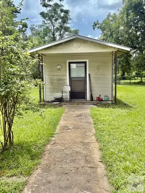 Exterior - 245 E Us Hwy 82 Avery Tx 75554, Avery, TX 75554 photo 4 of 9