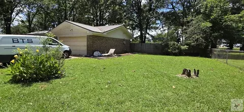 503 E 9th Street Hooks Tx 75561, Hooks, TX 75561 photo 4