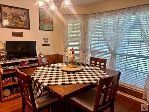Dining - 109 Lr 709 Ashdown Ar 71822, Ashdown, AR 71822 photo 2 of 3