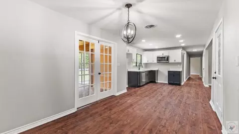Entry Way - 101 Roosevelt Hooks Tx 75561, Hooks, TX 75561 photo 2 of 6