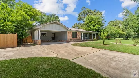 Exterior - 101 Roosevelt Hooks Tx 75561, Hooks, TX 75561 photo 11 of 12