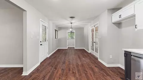 Entry Way - 101 Roosevelt Hooks Tx 75561, Hooks, TX 75561 photo 1 of 6