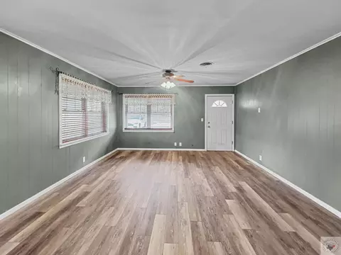 Living - 476 Lr 28 Foreman Ar 71836, Foreman, AR 71836 photo 2 of 4
