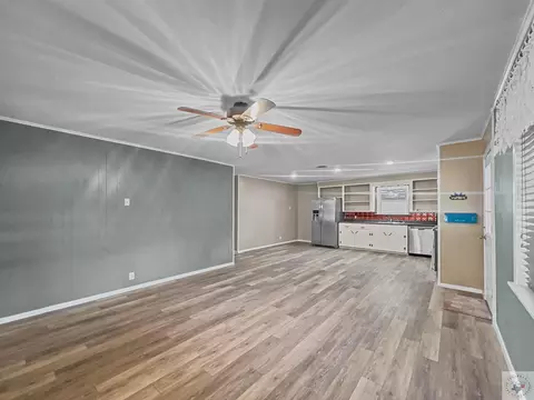 Living - 476 Lr 28 Foreman Ar 71836, Foreman, AR 71836 photo 3 of 4