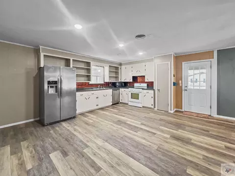 Kitchen - 476 Lr 28 Foreman Ar 71836, Foreman, AR 71836 photo 4 of 4
