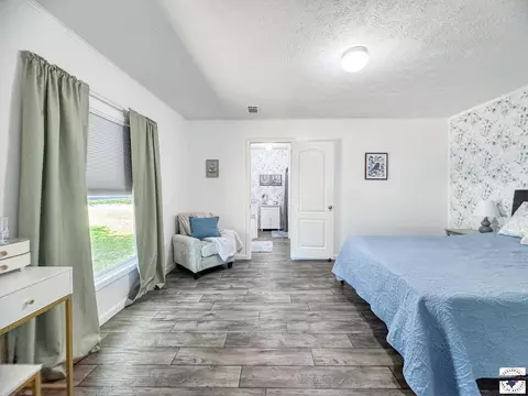 Bedroom - 116 E Ave G Hooks Tx 75561, Hooks, TX 75561 photo 1 of 4