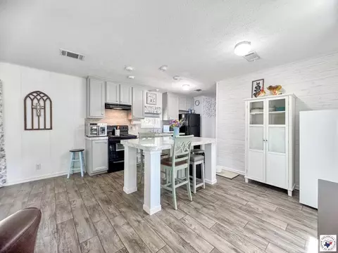 Kitchen - 116 E Ave G Hooks Tx 75561, Hooks, TX 75561 photo 1 of 2