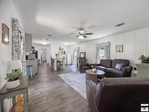 Living - 116 E Ave G Hooks Tx 75561, Hooks, TX 75561 photo 1 of 2