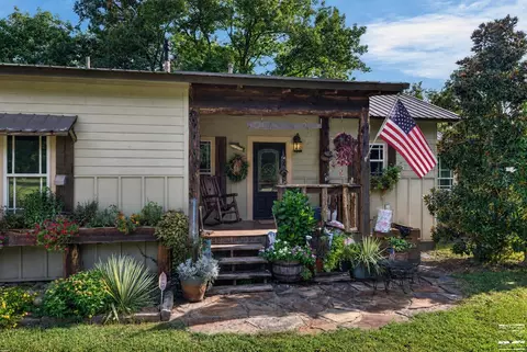 Exterior - 1060 Vaughn Rd Glenwood Ar 71943, Glenwood, AR 71943 photo 4 of 18