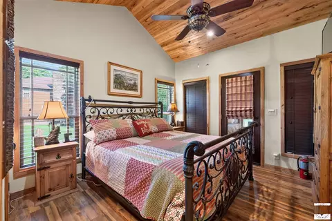 Bedroom - 1060 Vaughn Rd Glenwood Ar 71943, Glenwood, AR 71943 photo 5 of 12