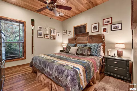 Bedroom - 1060 Vaughn Rd Glenwood Ar 71943, Glenwood, AR 71943 photo 3 of 12