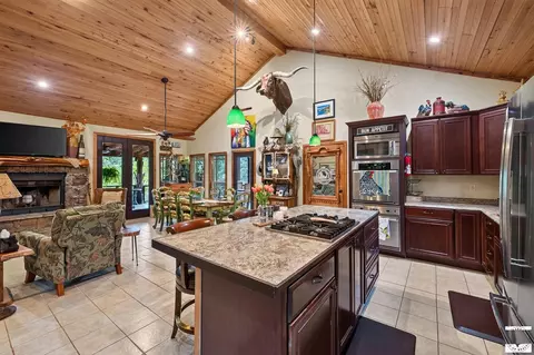 Kitchen - 1060 Vaughn Rd Glenwood Ar 71943, Glenwood, AR 71943 photo 2 of 7