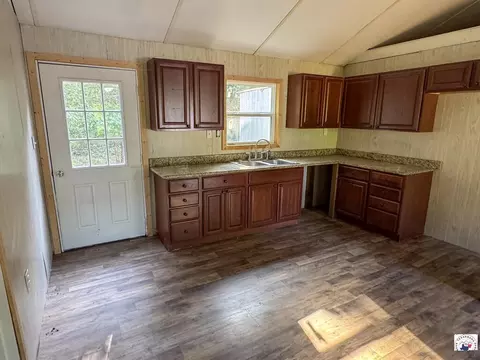 Kitchen - 2165 Fm 561 Simms Tx 75574, Simms, TX 75574 photo 1 of 5