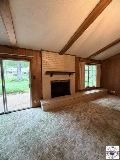 Living - 14 Regency Texarkana Ar 71854, Texarkana, AR 71854 photo 5 of 8