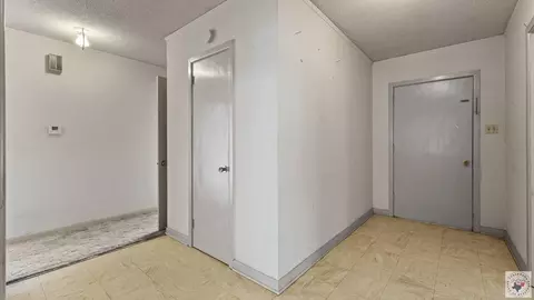 Entry Way - 14 Regency Texarkana Ar 71854, Texarkana, AR 71854 photo 1 of 2