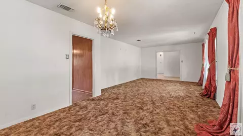 Living - 14 Regency Texarkana Ar 71854, Texarkana, AR 71854 photo 5 of 5