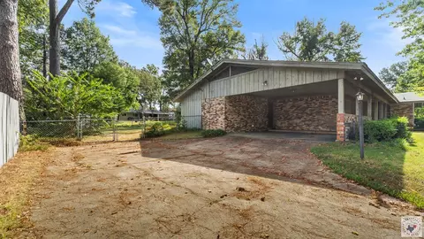 Exterior - 14 Regency Texarkana Ar 71854, Texarkana, AR 71854 photo 5 of 9