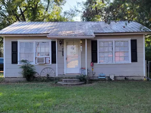 516 N Elm New Boston Tx 75570, New Boston, TX 75570