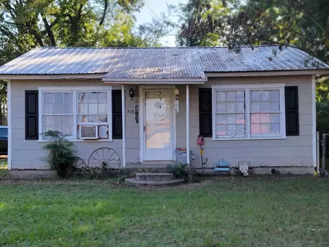 516 N Elm New Boston Tx 75570, New Boston, TX 75570