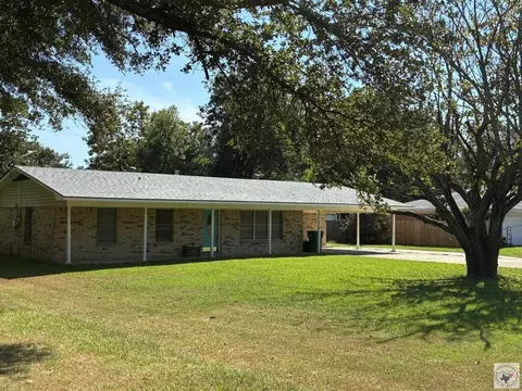 100 E Walters Blvd New Boston Tx 75570, New Boston, TX 75570