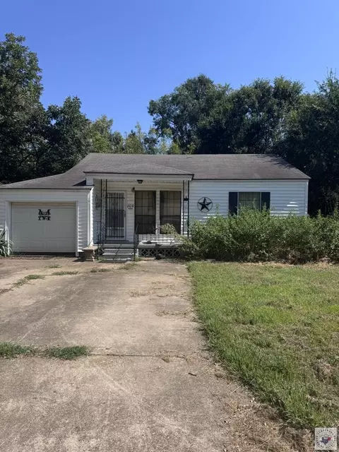 809 Manila Wake Village Tx 75501, Wake Village, TX 75501