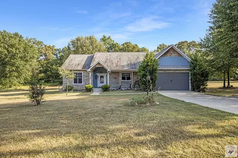 8 Dan Michael Dr Texarkana Tx 75501, Texarkana, TX 75501
