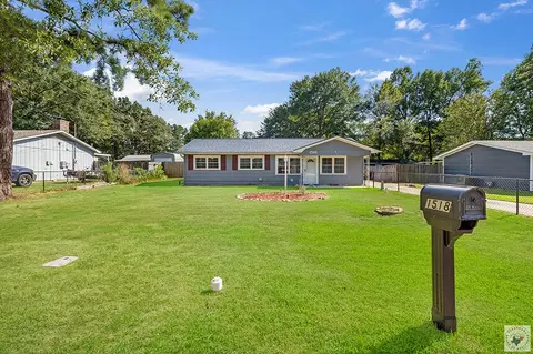 Exterior - 1518 E 48th Texarkana Ar 71854, Texarkana, AR 71854 photo 2 of 10