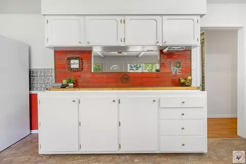 Kitchen - 1518 E 48th Texarkana Ar 71854, Texarkana, AR 71854 photo 5 of 5