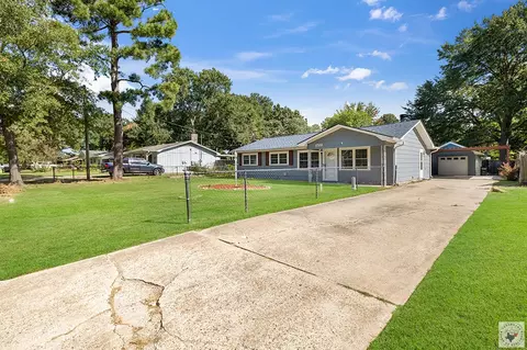 Exterior - 1518 E 48th Texarkana Ar 71854, Texarkana, AR 71854 photo 4 of 10