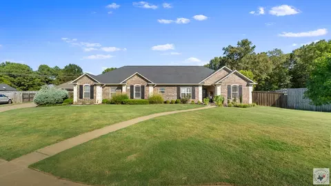 24 Lone Star Pkwy Texarkana Tx 75503, Texarkana, TX 75503