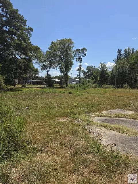 835 Presley St Hooks Tx 75561, Hooks, TX 75561 photo 2