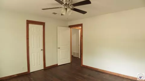 Bedroom - 6103 Old Post Rd Texarkana Ar 71854, Texarkana, AR 71854 photo 2 of 2