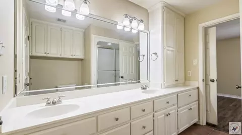 Bath - 5909 Cathedral Dr Texarkana Ar 71854, Texarkana, AR 71854 photo 4 of 4