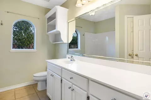 Bath - 6013 Summerwood Lane Texarkana Ar 71854, Texarkana, AR 71854 photo 5 of 5