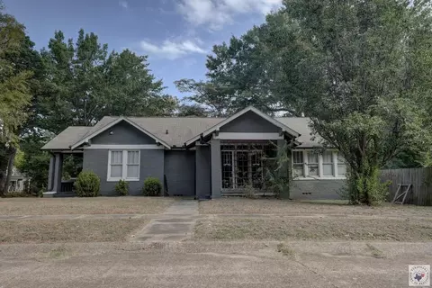 Exterior - 1300 Grand Texarkana Ar 71854, Texarkana, AR 71854 photo 15 of 21
