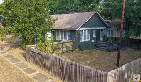 Exterior - 1300 Grand Texarkana Ar 71854, Texarkana, AR 71854 photo 4 of 21