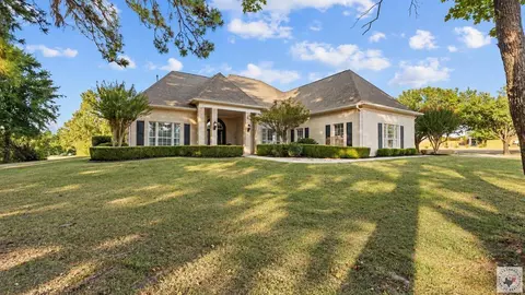 1067 Beaver Lake Drive Texarkana Tx 75501, Texarkana, TX 75501