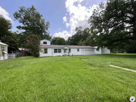 308 E Douglas St Jefferson Tx 75657, Jefferson, TX 75657