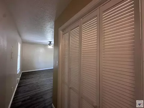 Entry Way - 1508 Pecan Texarkana Ar 71854, Texarkana, AR 71854 photo 1 of 1