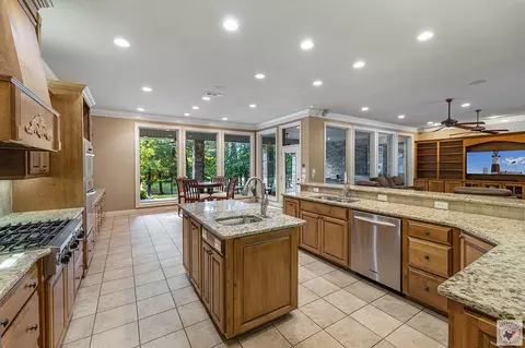 Kitchen - 6801 Northern Hills Texarkana Ar 71854, Texarkana, AR 71854 photo 2 of 6