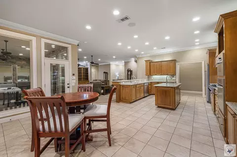 Kitchen - 6801 Northern Hills Texarkana Ar 71854, Texarkana, AR 71854 photo 4 of 6