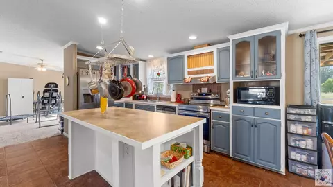 300 Morningside Dr Hooks Tx 75561, Hooks, TX 75561 photo 9