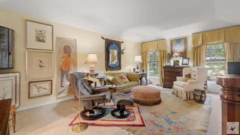 Living - 10 Pine Grove Texarkana Ar 71854, Texarkana, AR 71854 photo 3 of 3