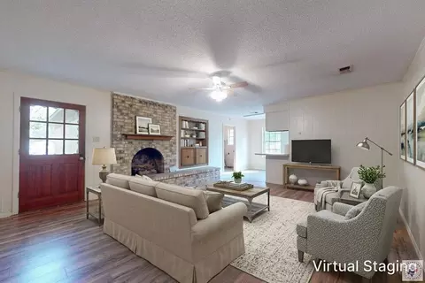 Living - 7517 Bonita Park Texarkana Ar 71854, Texarkana, AR 71854 photo 3 of 4