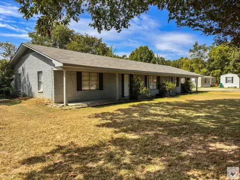 136 W New Boston Rd Nash Tx 75569, Nash, TX 75569